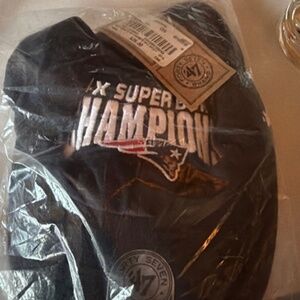 New England Patriots  4X Super Bowl Champions Hat  -- Unopened